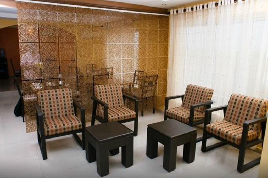Adis Hotels Ибадан Экстерьер фото